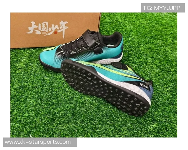 2025年男足球星专用足球鞋排名及性能分析