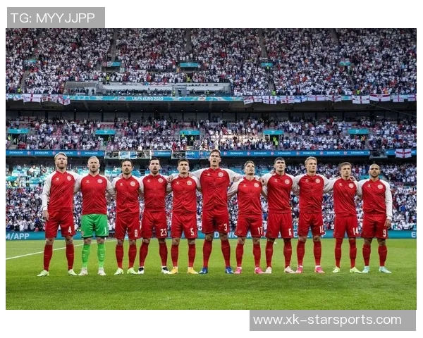 度全球足球球星评选投票结果揭晓聚焦巨星荣耀与球迷热情